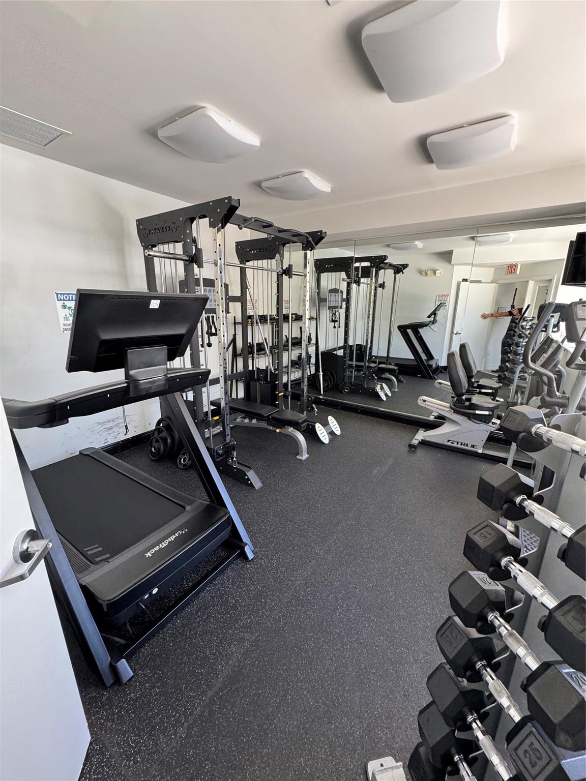 TERZETTO VILLAS - Residential Lease