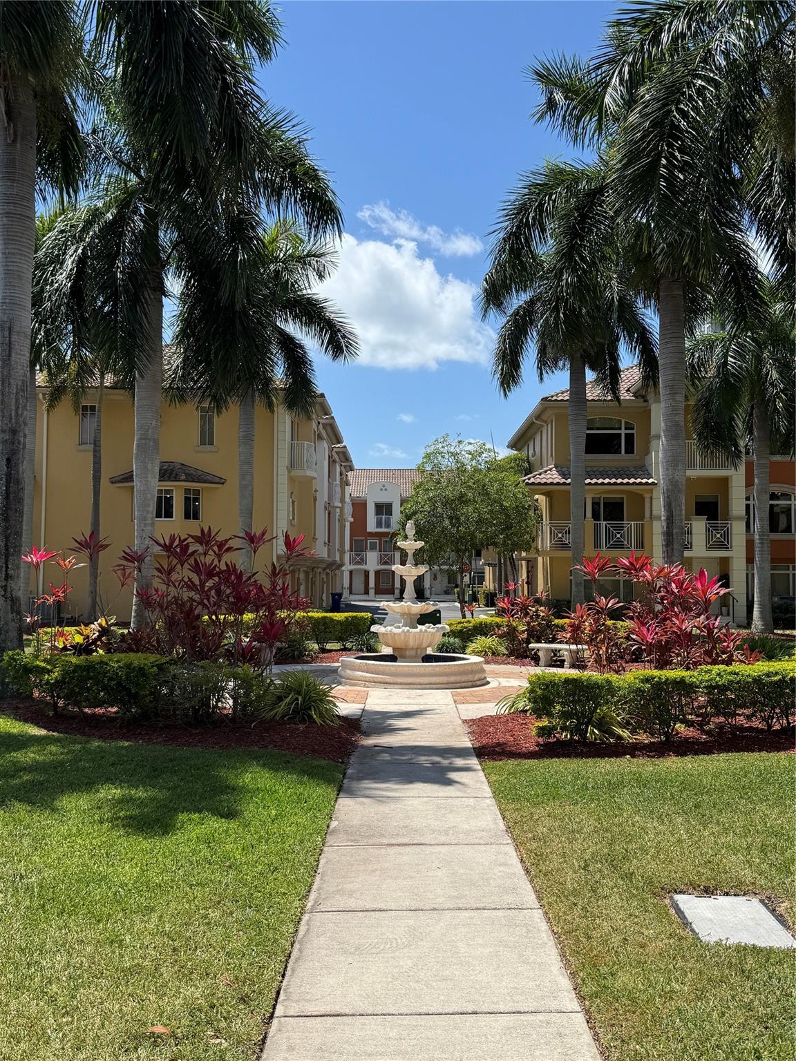 TERZETTO VILLAS - Residential Lease