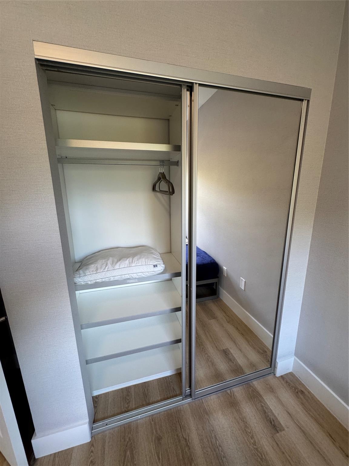 TERZETTO VILLAS - Residential Lease