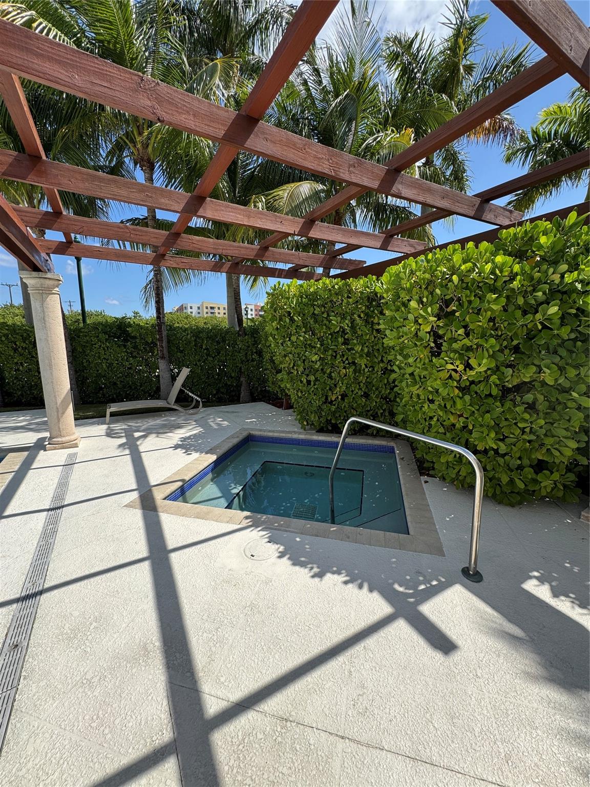 TERZETTO VILLAS - Residential Lease