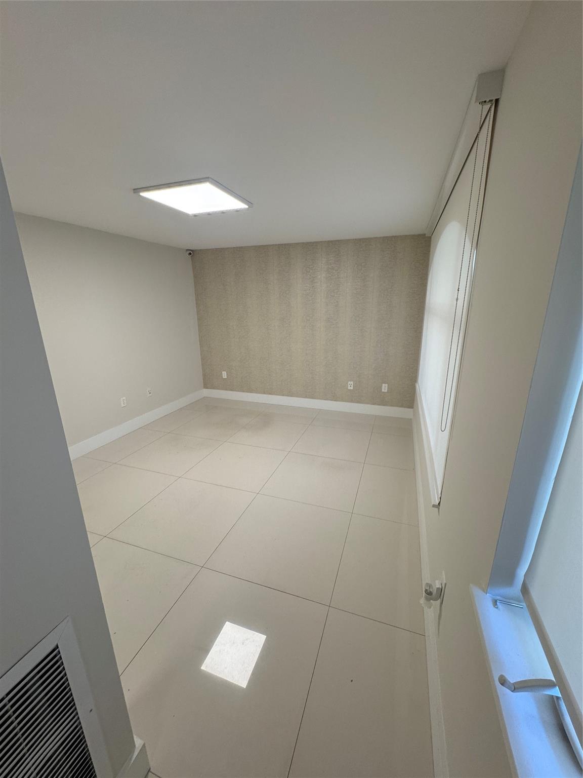 TERZETTO VILLAS - Residential Lease