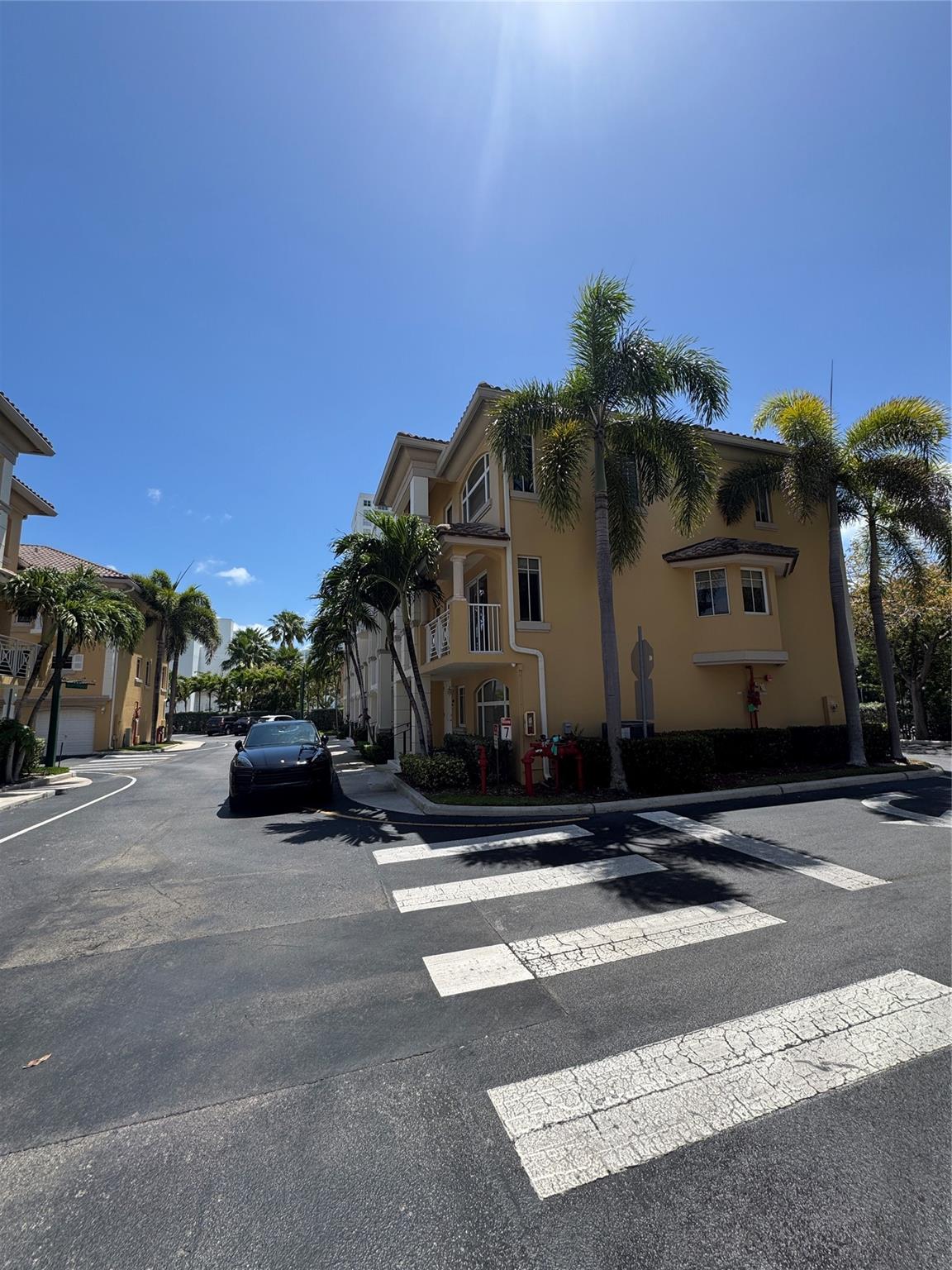 TERZETTO VILLAS - Residential Lease