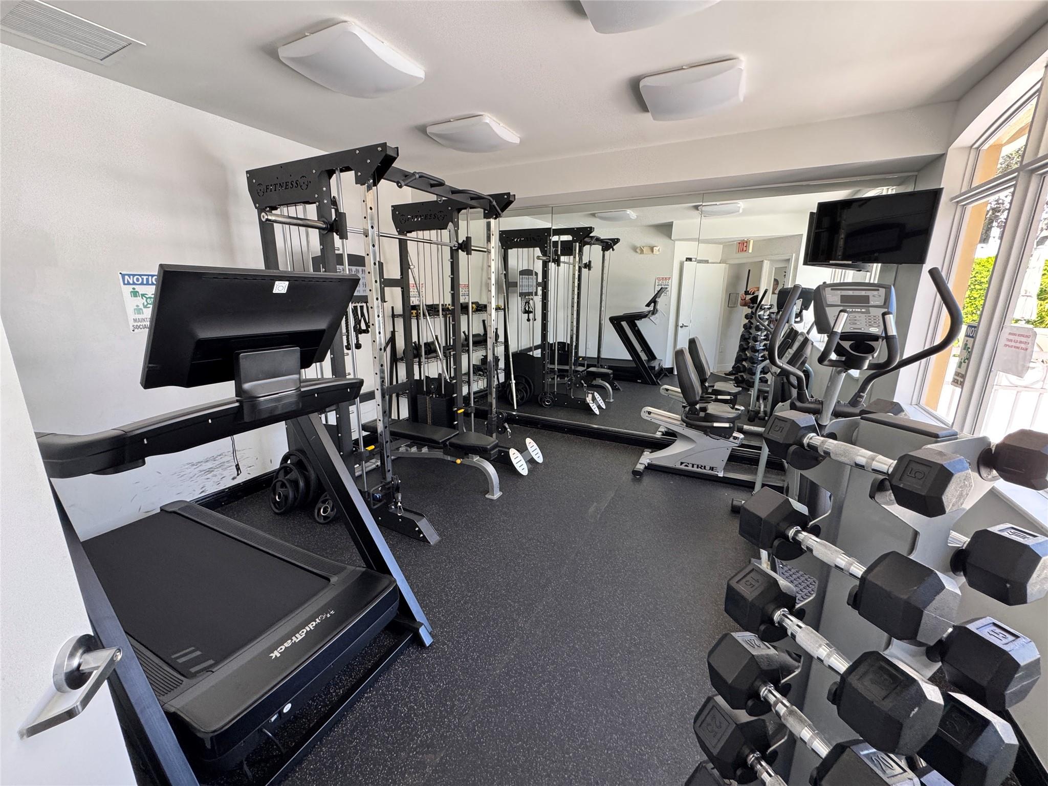 TERZETTO VILLAS - Residential Lease