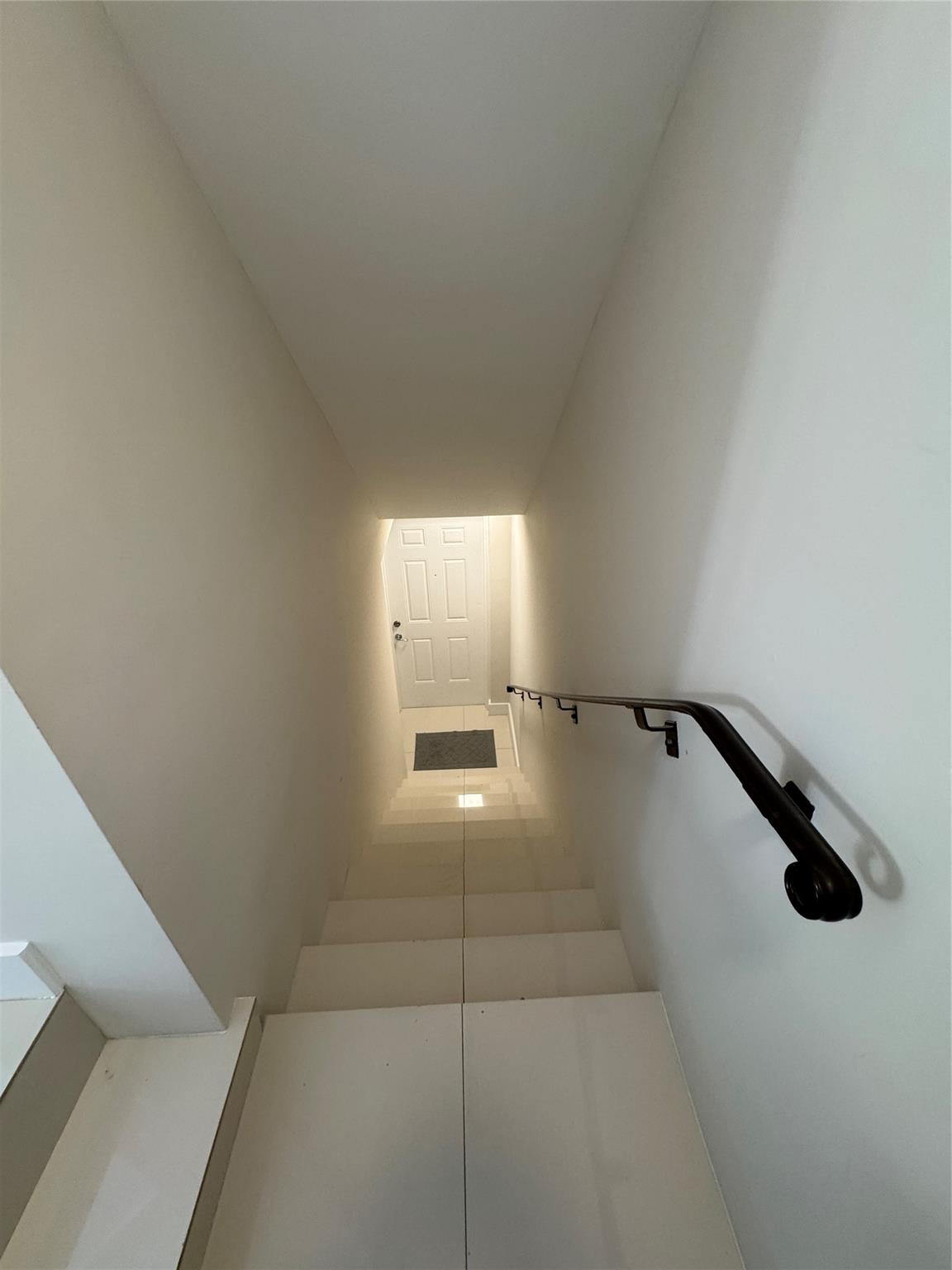 TERZETTO VILLAS - Residential Lease