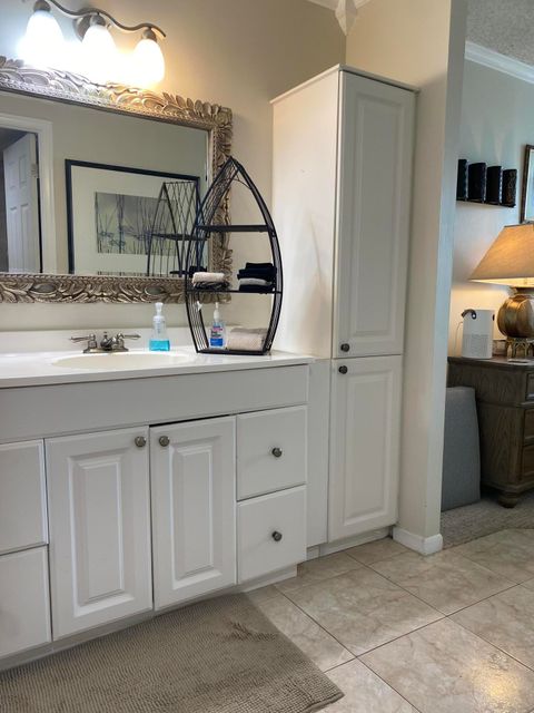 Tiny photo for 1 Royal Palm Way #201, Boca Raton, FL 33432 (MLS # B26037190)
