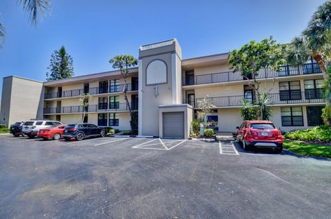 Tiny photo for 1 Royal Palm Way #201, Boca Raton, FL 33432 (MLS # B26037190)