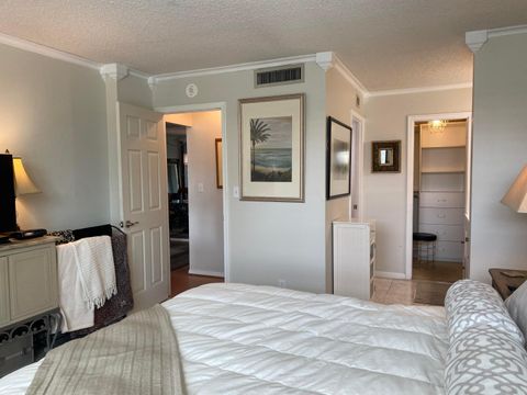 Tiny photo for 1 Royal Palm Way #201, Boca Raton, FL 33432 (MLS # B26037190)