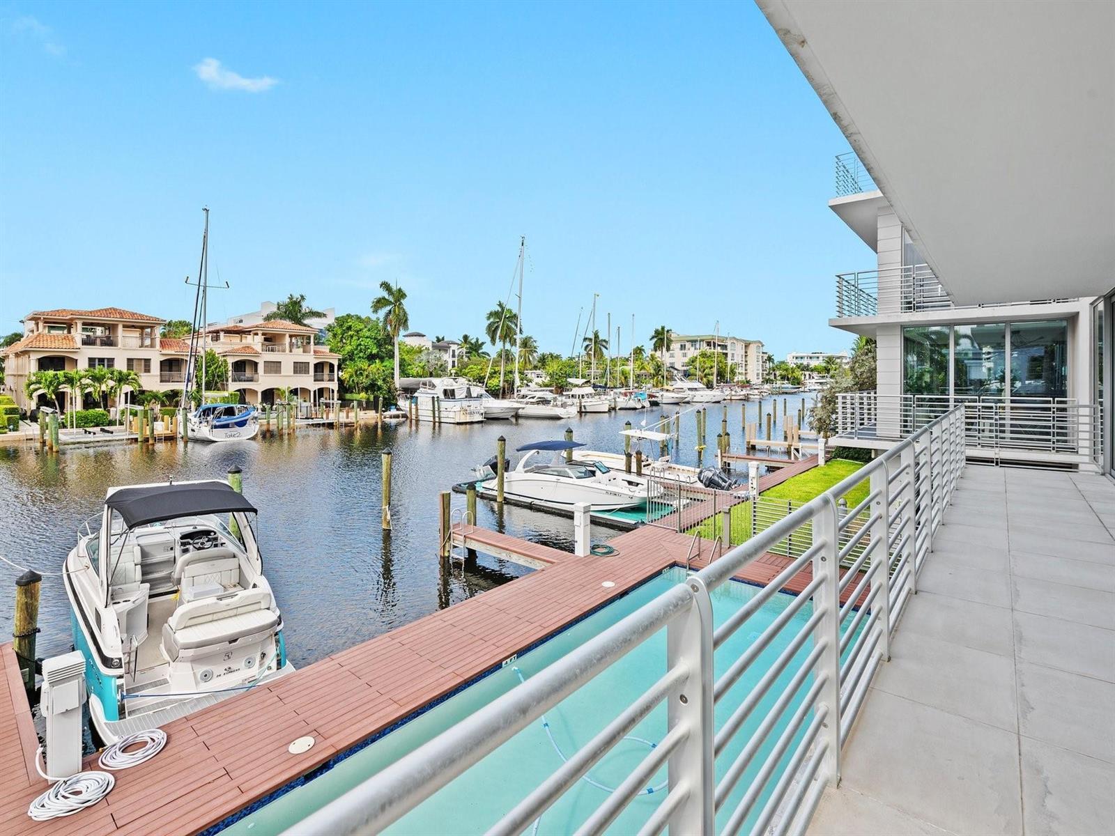 AQUAVUE LAS OLAS CONDO - Residential