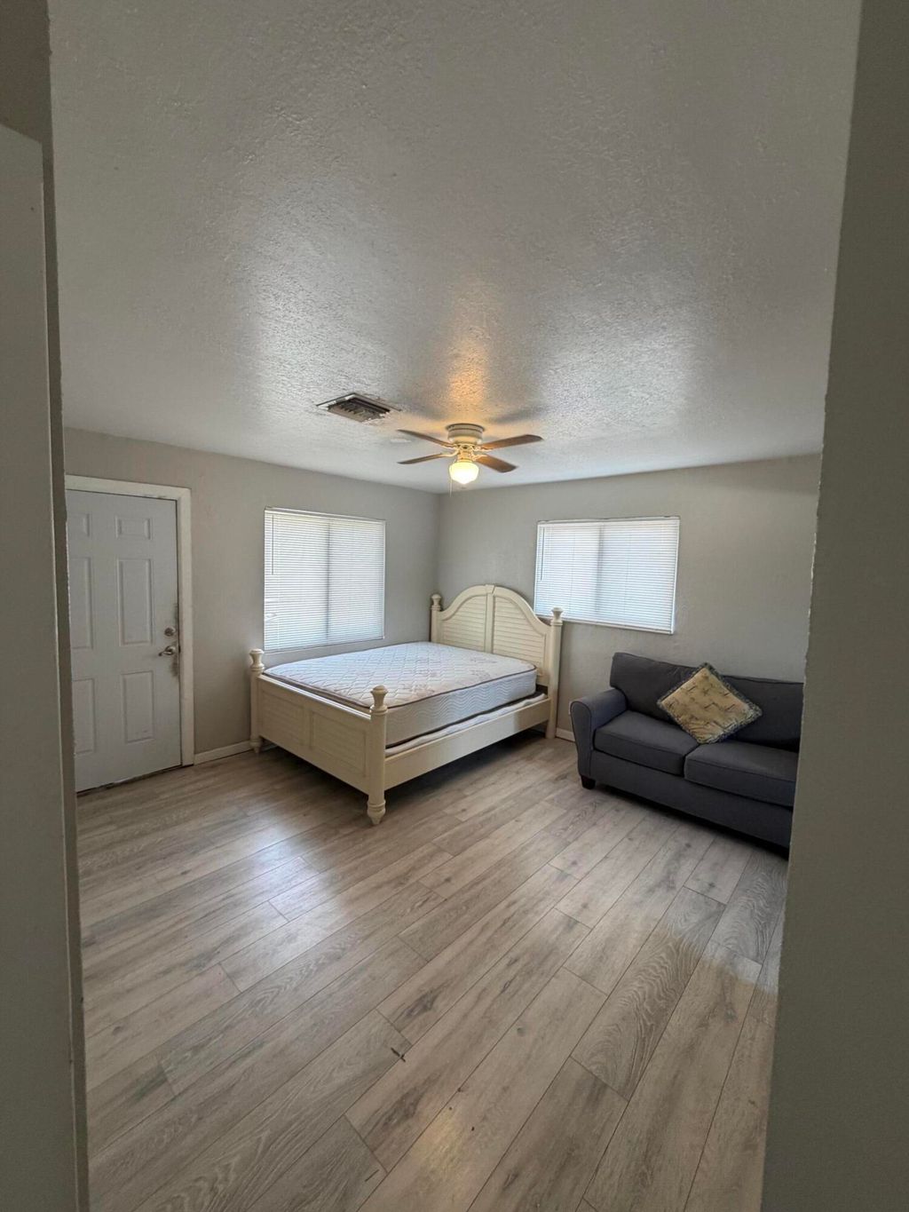 Photo of 716 22nd Street #B, West Palm Beach, FL 33407 (MLS # B26025831)