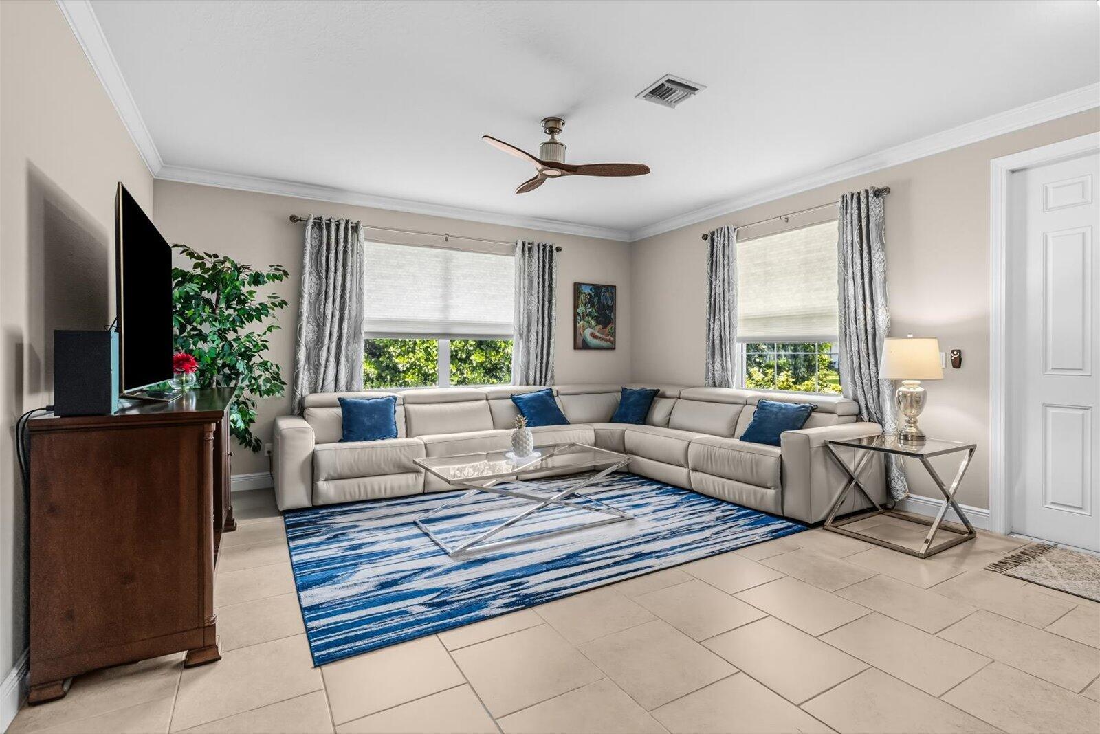 BAHIA SOUND - Residential