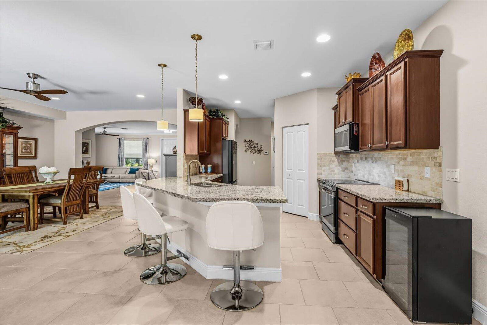 BAHIA SOUND - Residential