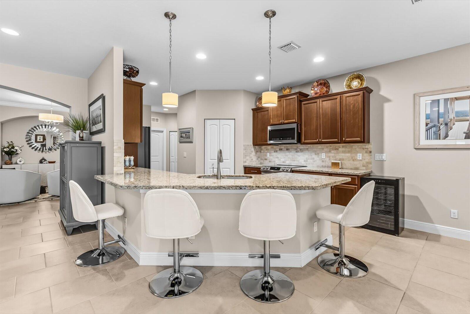 BAHIA SOUND - Residential