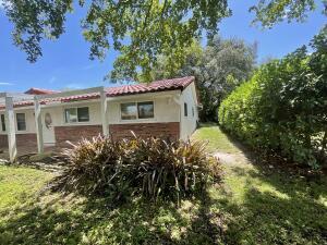 3205 NW 87th Avenue