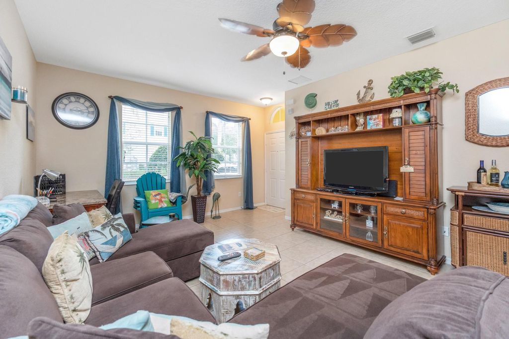 Photo of 127 Seagrape Drive #101, Jupiter, FL 33458 (MLS # R11058357)