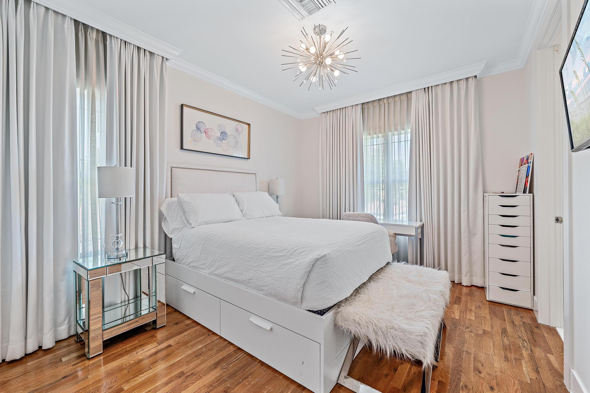 SOUTHLAND PARK - Residential