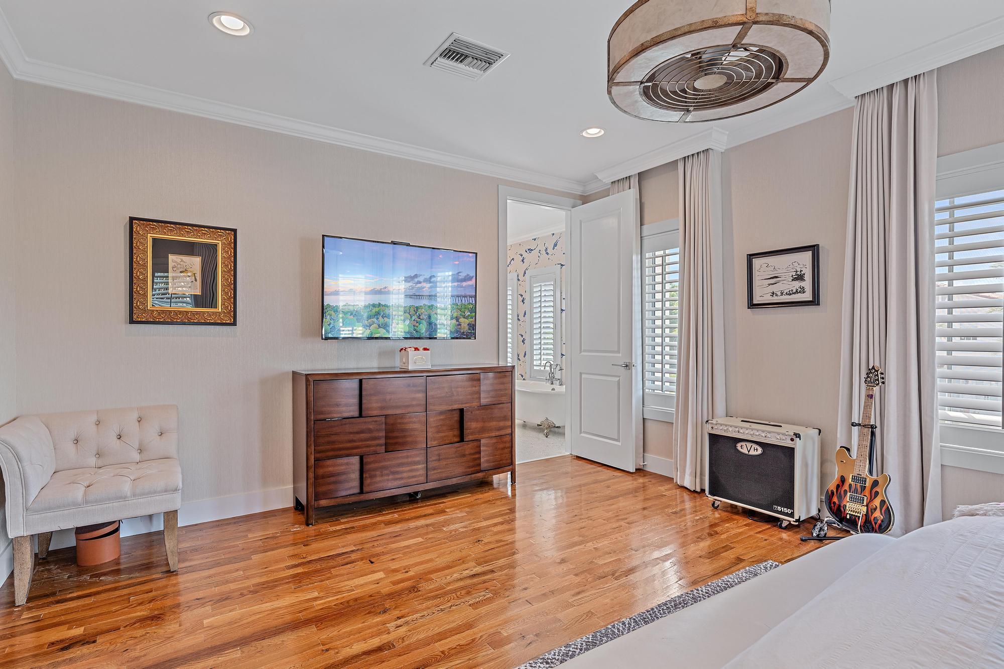 SOUTHLAND PARK - Residential