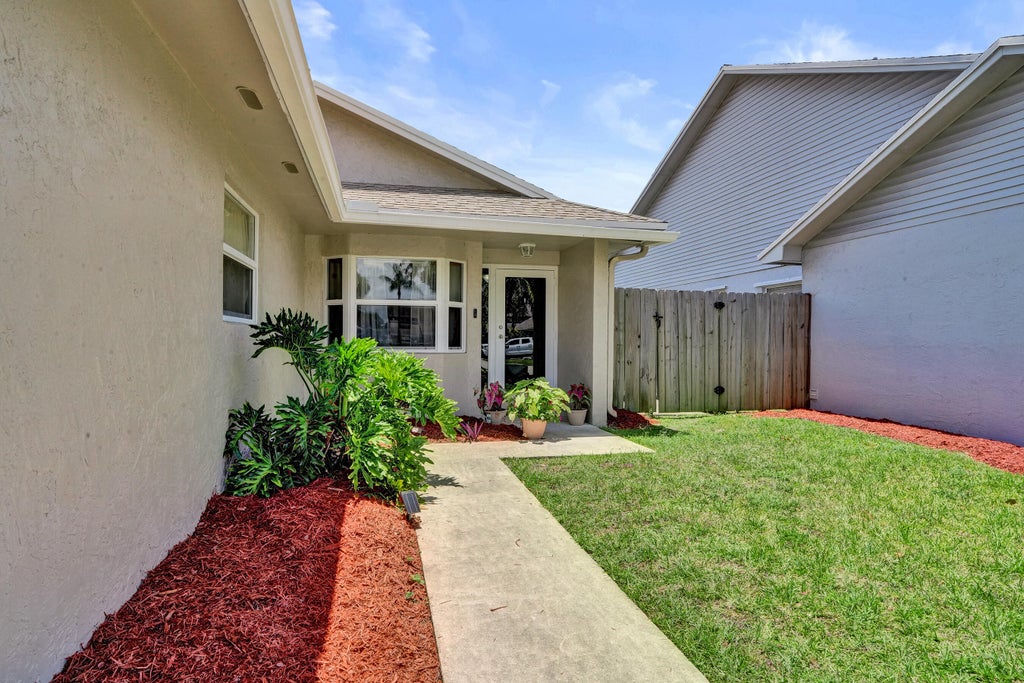 Photo of 8340 SW 41st Street, Davie, FL 33328 (MLS # B26049383)