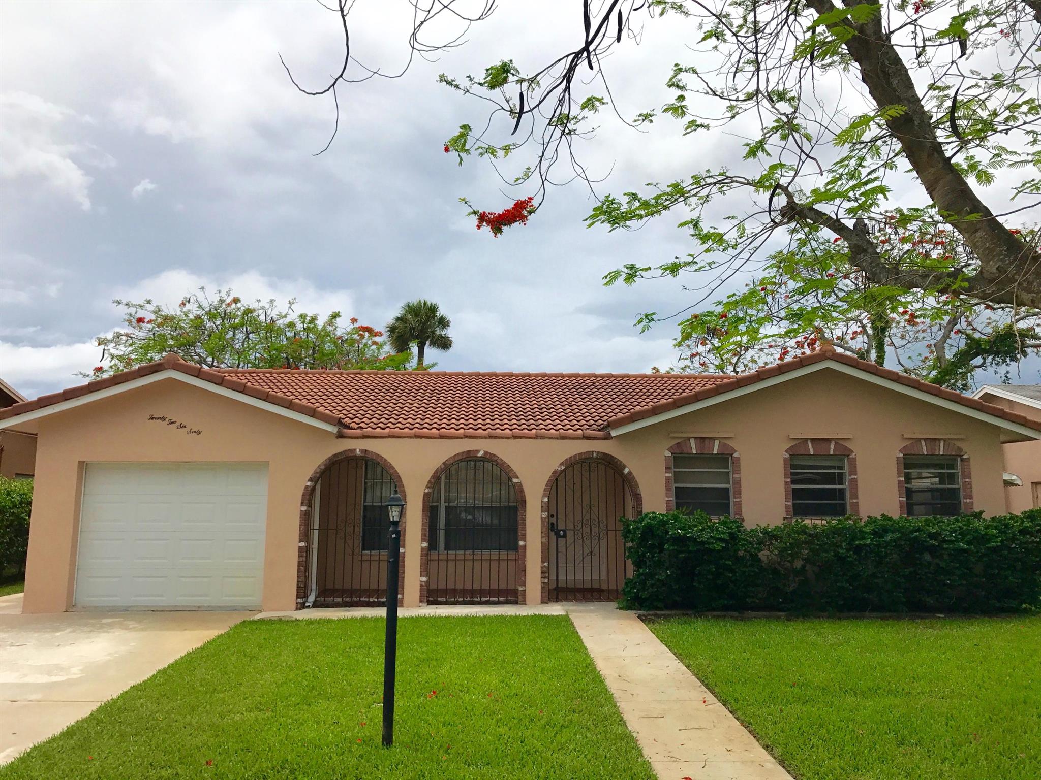Spacious 3 Bedroom Ranch-Style Home on Golf Course in Boca RatonWelcome to this beautifully maintained 3 bedroom, 2 bathroom single-family home located in a desirable Boca Raton community directly on the golf course. Enjoy the ease of no HOA approval required and the convenience of a single-story ranch-style floor plan designed for comfortable living and entertaining.Inside, you'll find an open concept layout with abundant natural light, a spacious living and dining area, and a functional kitchen with plenty of cabinet space. The split-bedroom design provides privacy, while the primary suite features an en-suite bathroom and generous closet space.