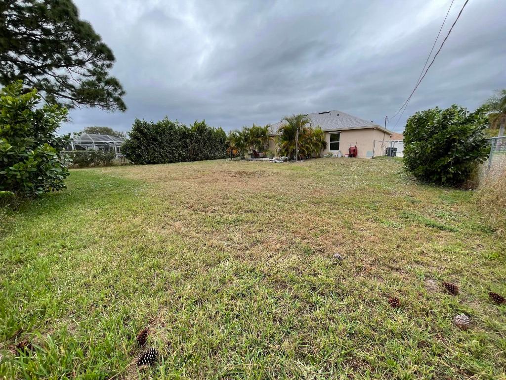 PORT ST LUCIE SECTION 4 - Residential Lease