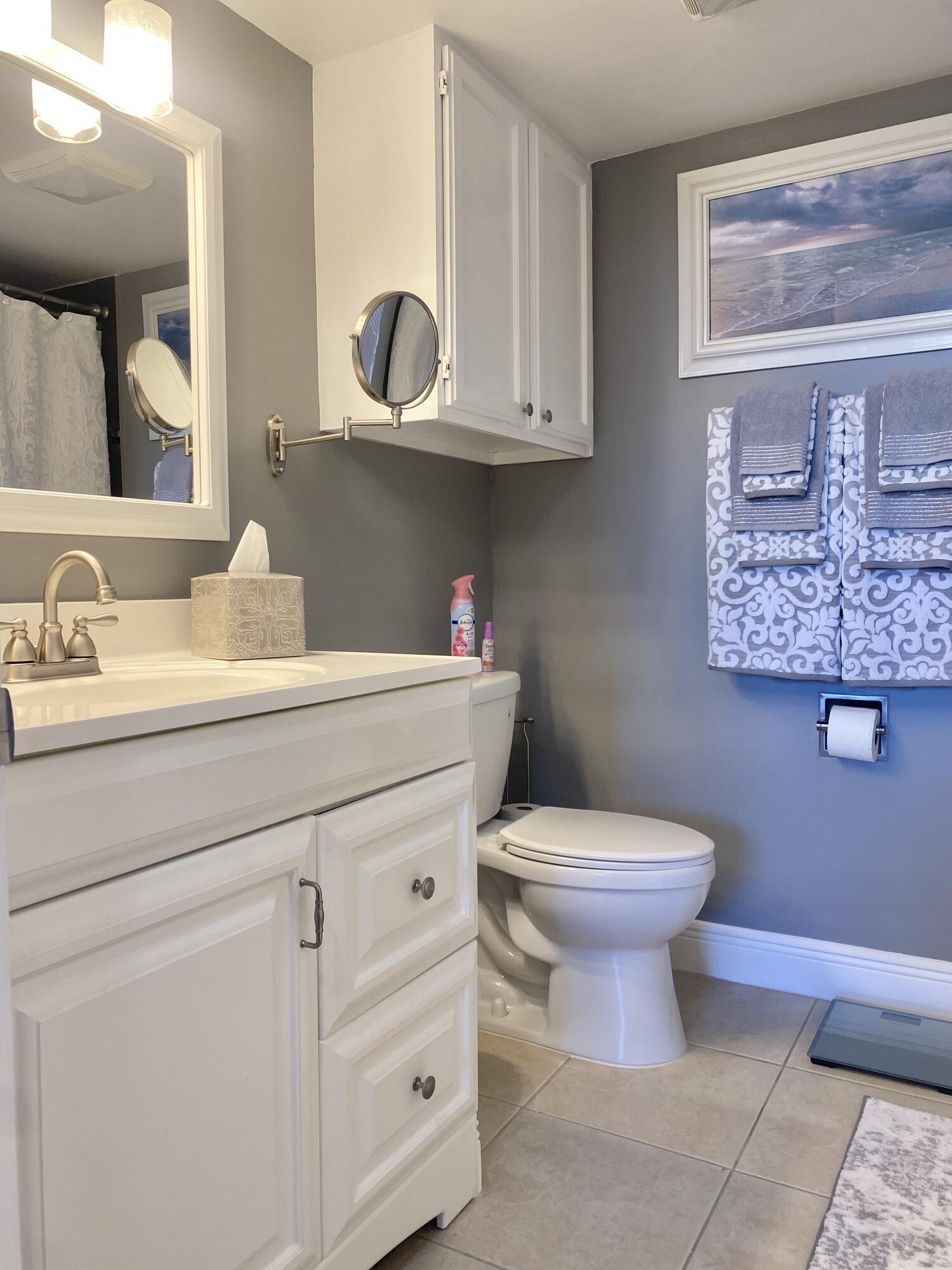 Boca Bayou - Residential Lease