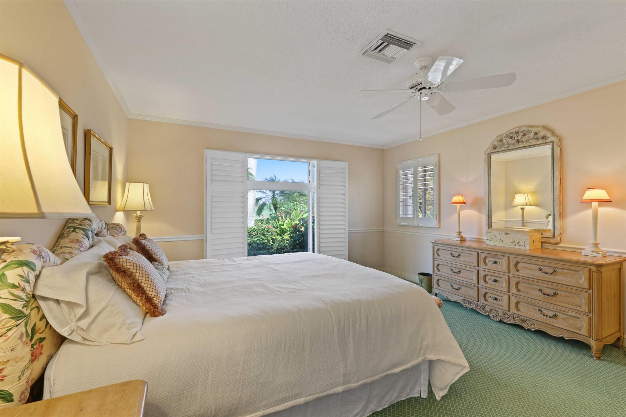 VILLAGE OF GOLF - Residential