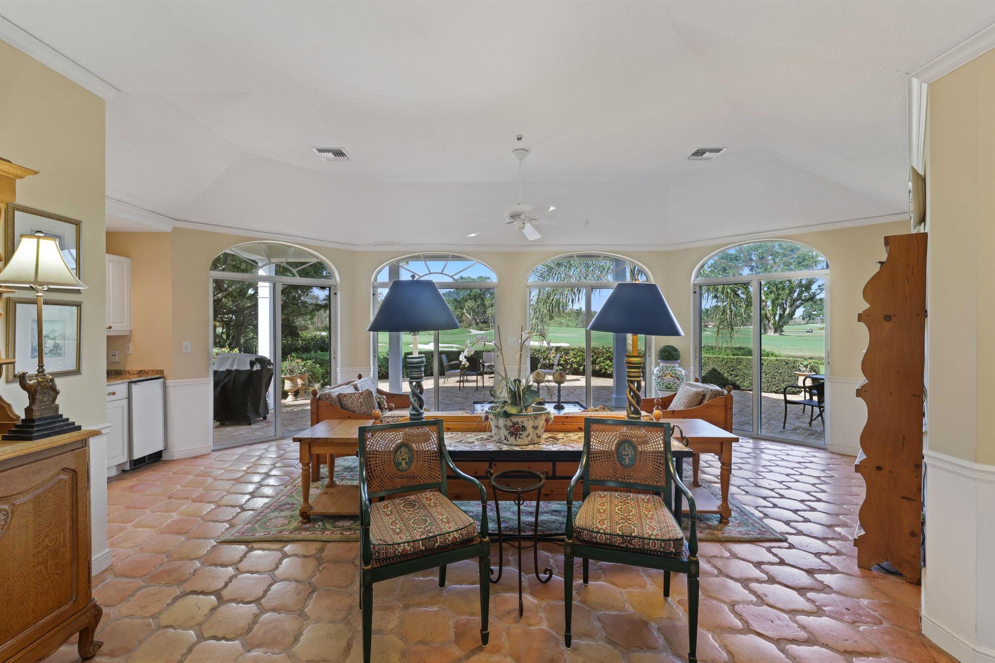 VILLAGE OF GOLF - Residential