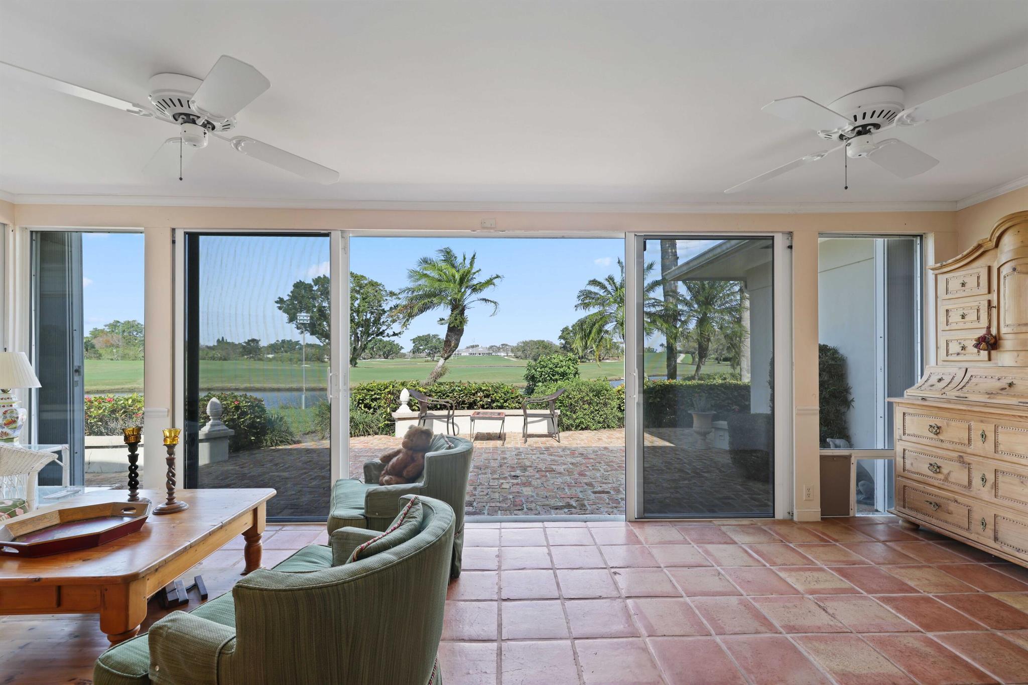 VILLAGE OF GOLF - Residential