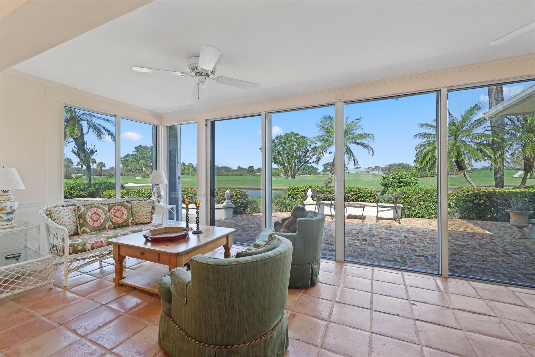 VILLAGE OF GOLF - Residential