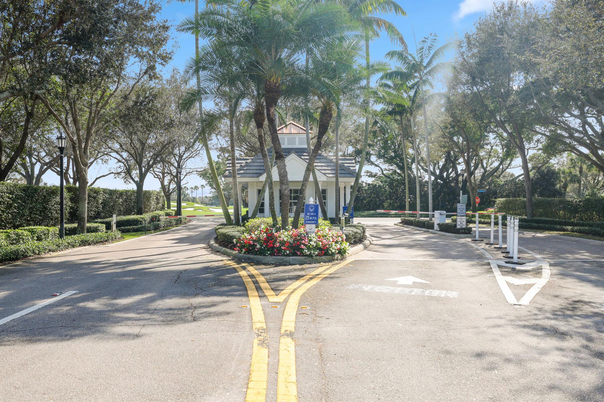 VILLAGE OF GOLF - Residential