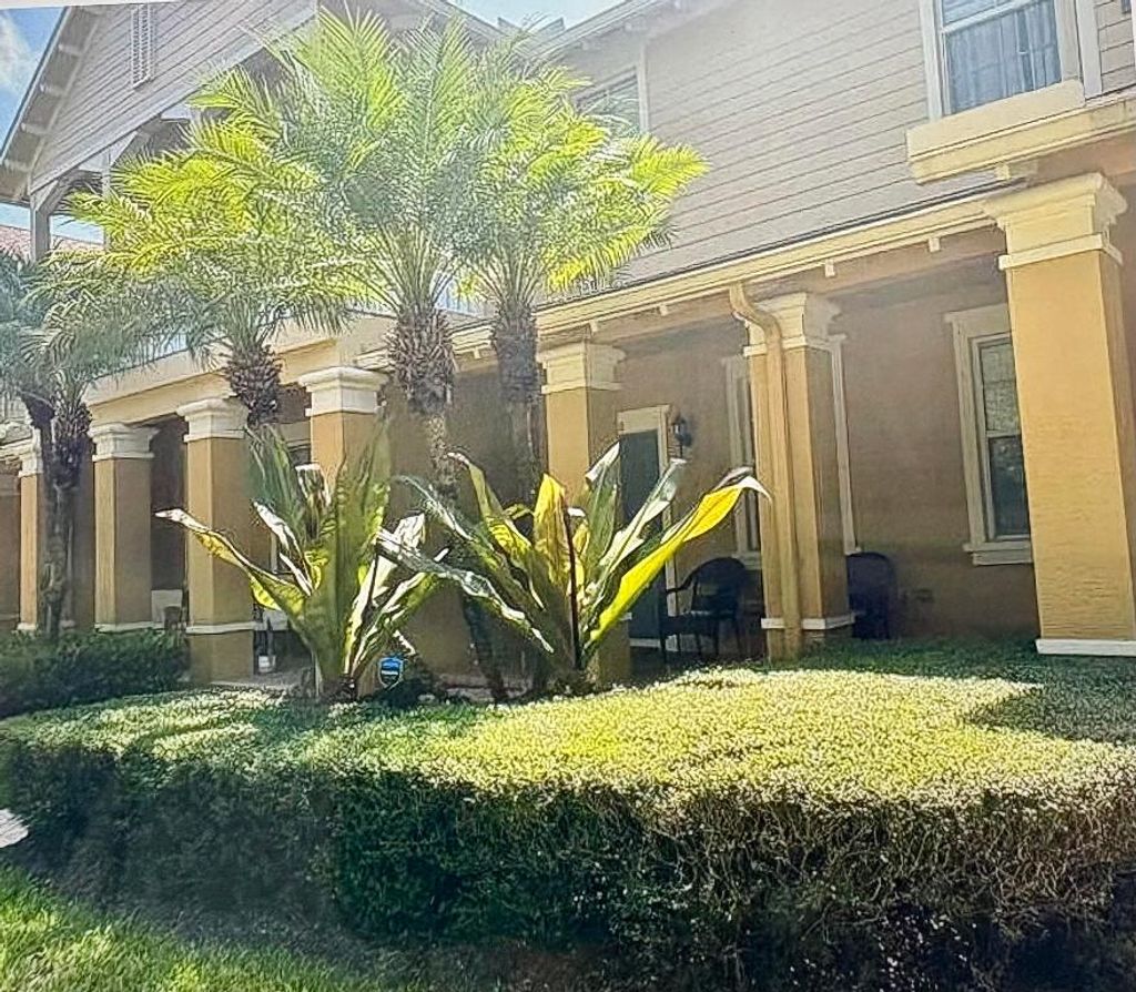 Photo of 188 W Thatch Palm Circle, Jupiter, FL 33458 (MLS # R11156380)