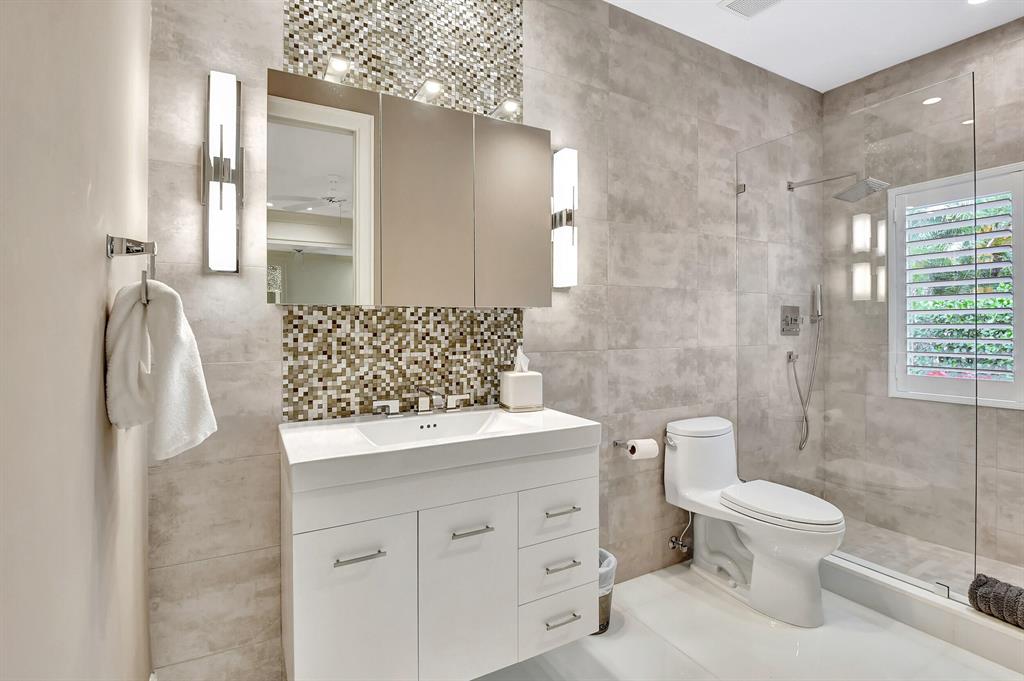 ST ANDREWS COUNTRY CLUB - Residential