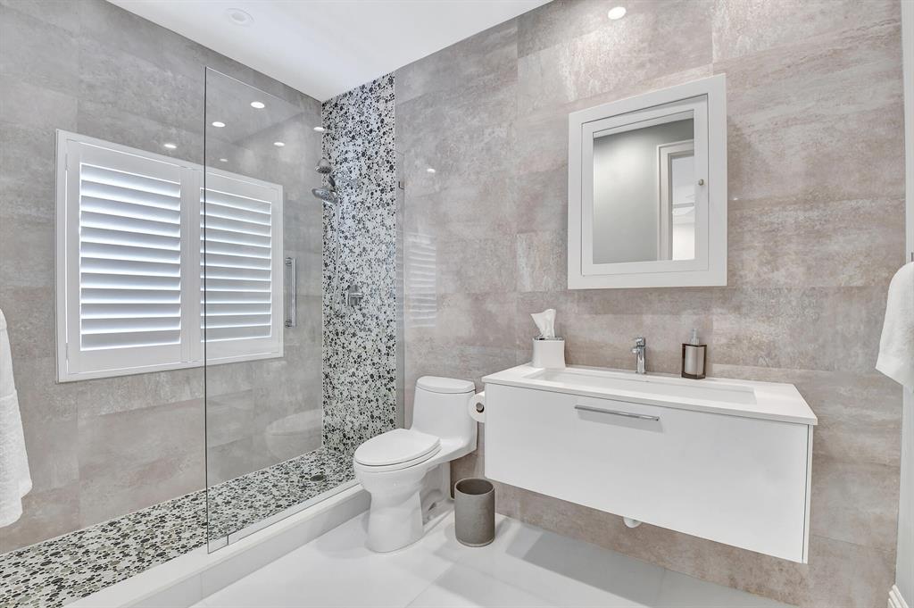 ST ANDREWS COUNTRY CLUB - Residential