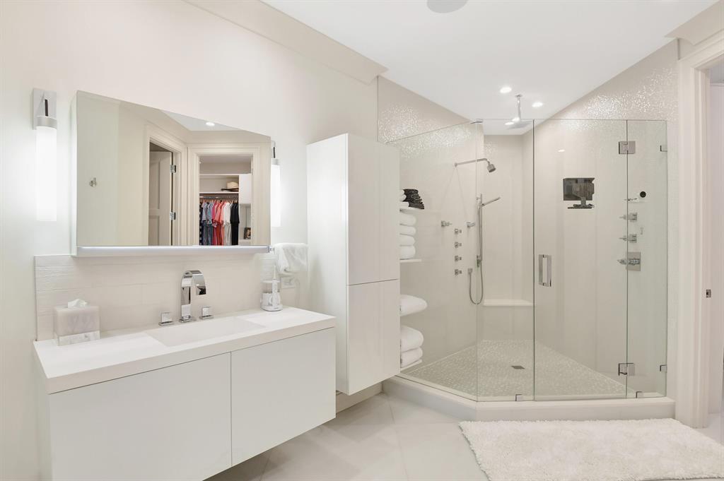 ST ANDREWS COUNTRY CLUB - Residential