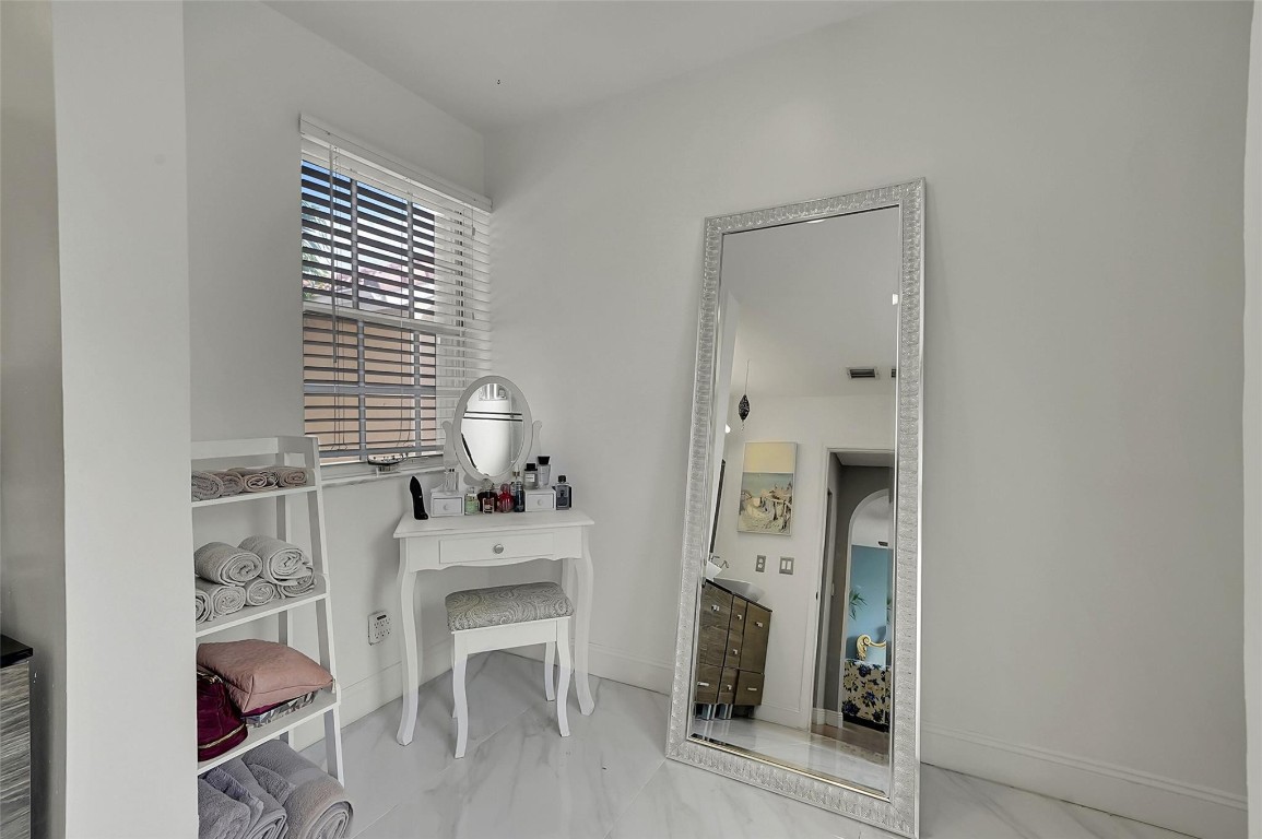 Huntington Sec Two - Residential