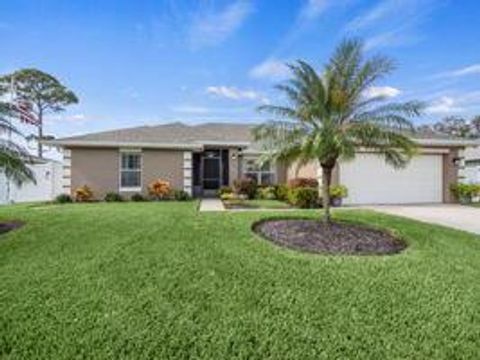 A home in Port St Lucie