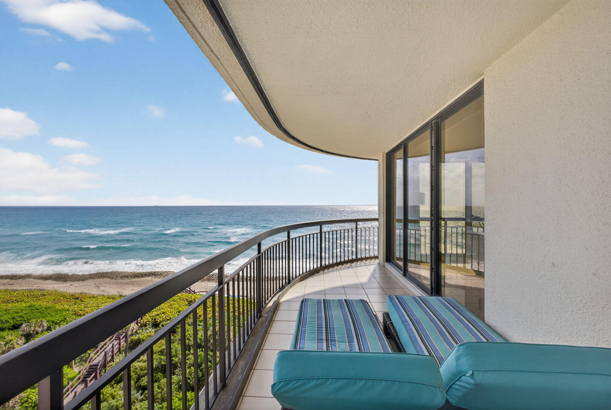 MARTINIQUE 2 CONDO - Residential