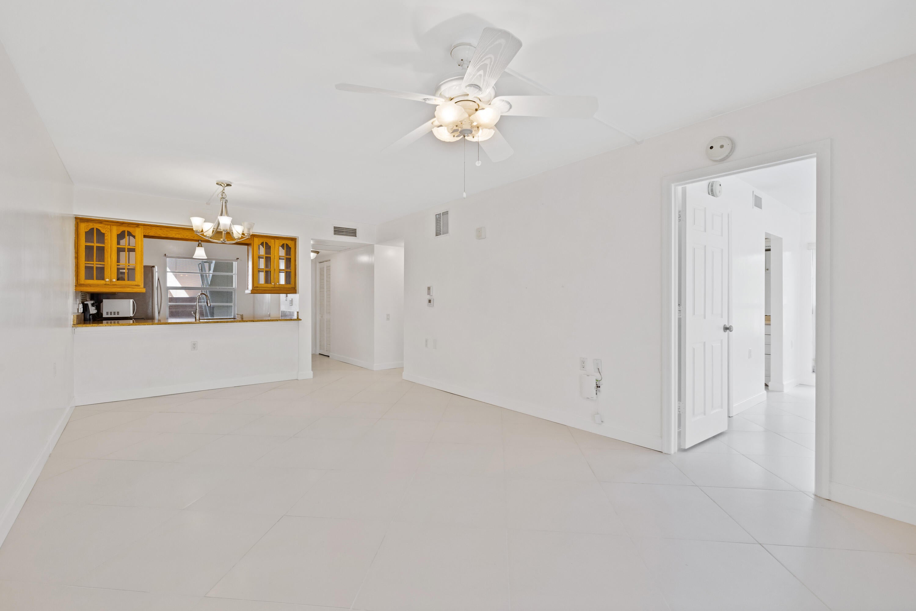 1105 BAHAMA Bend A1