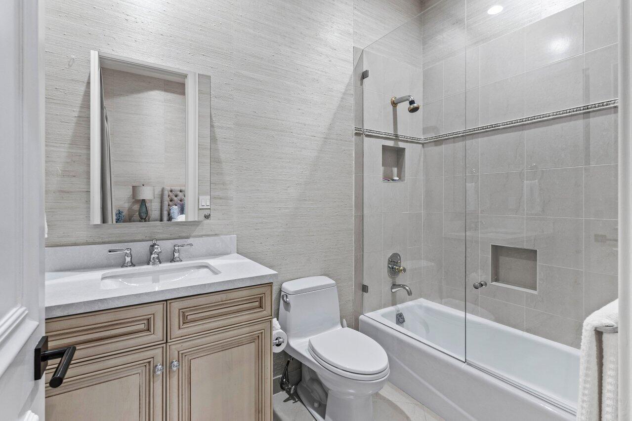 VINTAGE OAKS / POLO CLUB - Residential