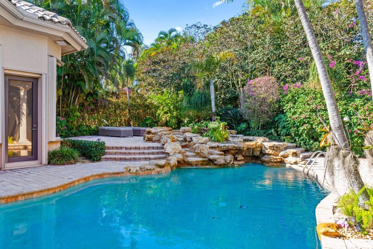 VINTAGE OAKS / POLO CLUB - Residential