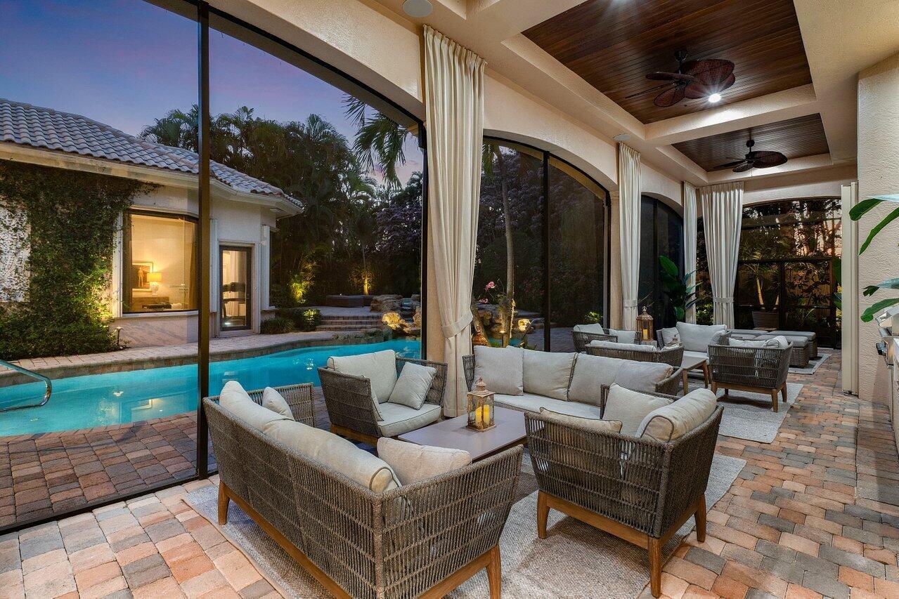 VINTAGE OAKS / POLO CLUB - Residential