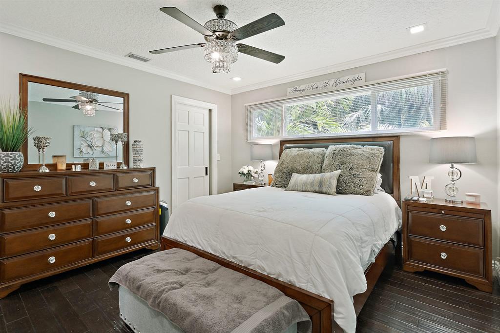 Palm Beach Country Estates - Residential