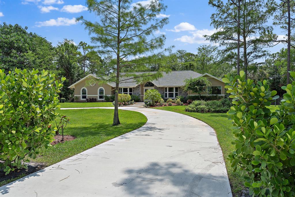 Palm Beach Country Estates - Residential