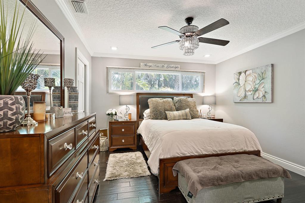 Palm Beach Country Estates - Residential