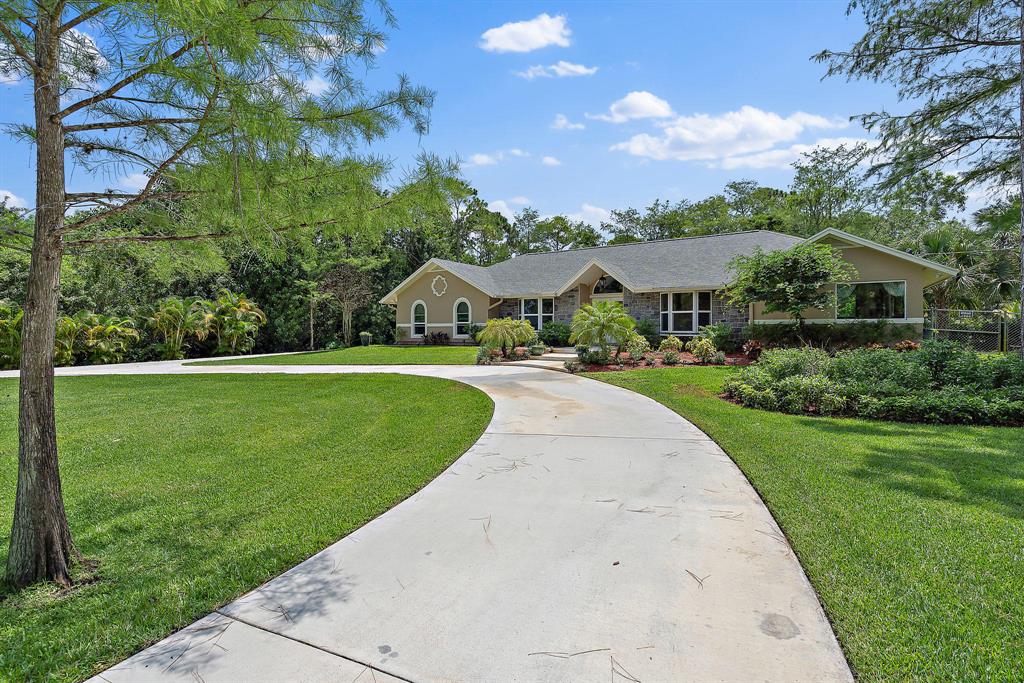 Palm Beach Country Estates - Residential