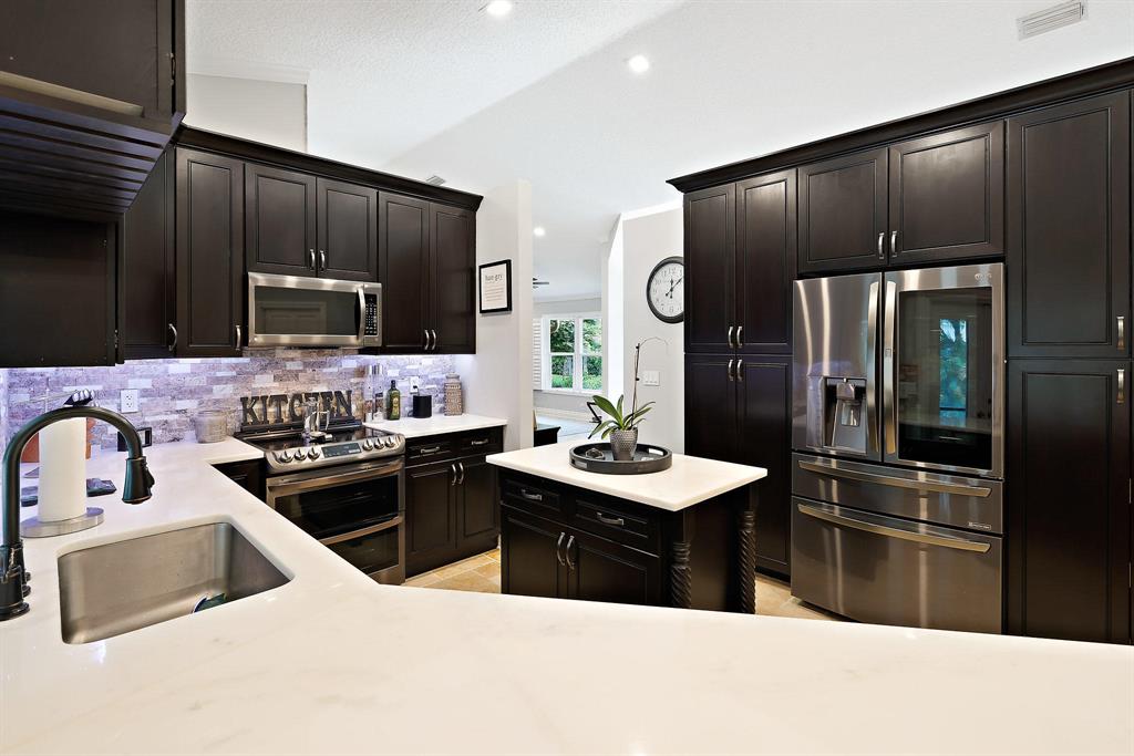 Palm Beach Country Estates - Residential