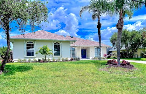 Property photo of 407 Joy Haven Drive, Sebastian, FL 32958
