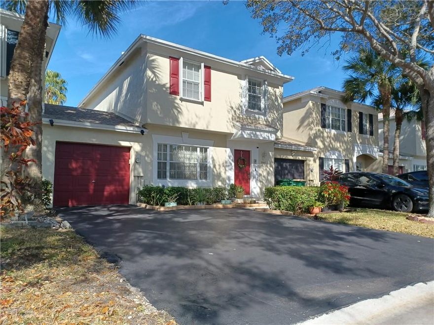 THIS IS YOUR OPPORTUNITY TO OWN A BEAUTIFUL 3/2.5 PROPERTY IN HIGHLY SOUGHT AFTER ONE OF TAMARAC'S  MOST DESIRED COMMUNITY. THIS PROPERTY GIVES THE FEELING OF A SINGLE FAMILY HOME. GREAT LOCATION CLOSE TO EXCELLENT SCHOOLS, PARKS, SHOPPING, DINING AND TRANSPORTATION. VERY CLEAN, PRIDE OF OWNERSHIP!  A/C IS FROM 2021, WATER HEATER IS FROM 2022, NEW STAINLESS STEEL APPLIANCES, REMODELED BATHROOMS, ACCORDIAN SHUTTERS UPSTAIRS, FENCED BACKYARD, CAMERAS AND MONITORING SYSTEM STAYS. GAS STOVE AND WATER HEATER. COMMUNITY FEATURES 2 SWIMMING POOLS, KIDS PLAYGROUND, TENNIS BBQ/PICNIC AREA  AND PARK LIKE SETTING WITH LAKE AND WALKWAYS AROUND. LOW MONTHLY MAINTENANCE COVERS ROOF,  INSURANCE, EXTERIOR PAINT LAWN MAINTENANCE. THE ONLY ONE FOR SALE! HURRY BEFORE IT'S GONE!