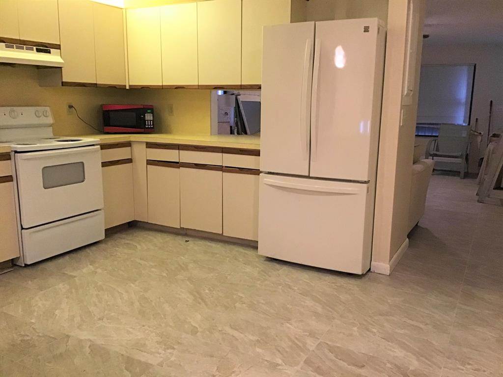 SURFSIDE UNIT 1 SUBDIVISION - Residential Lease