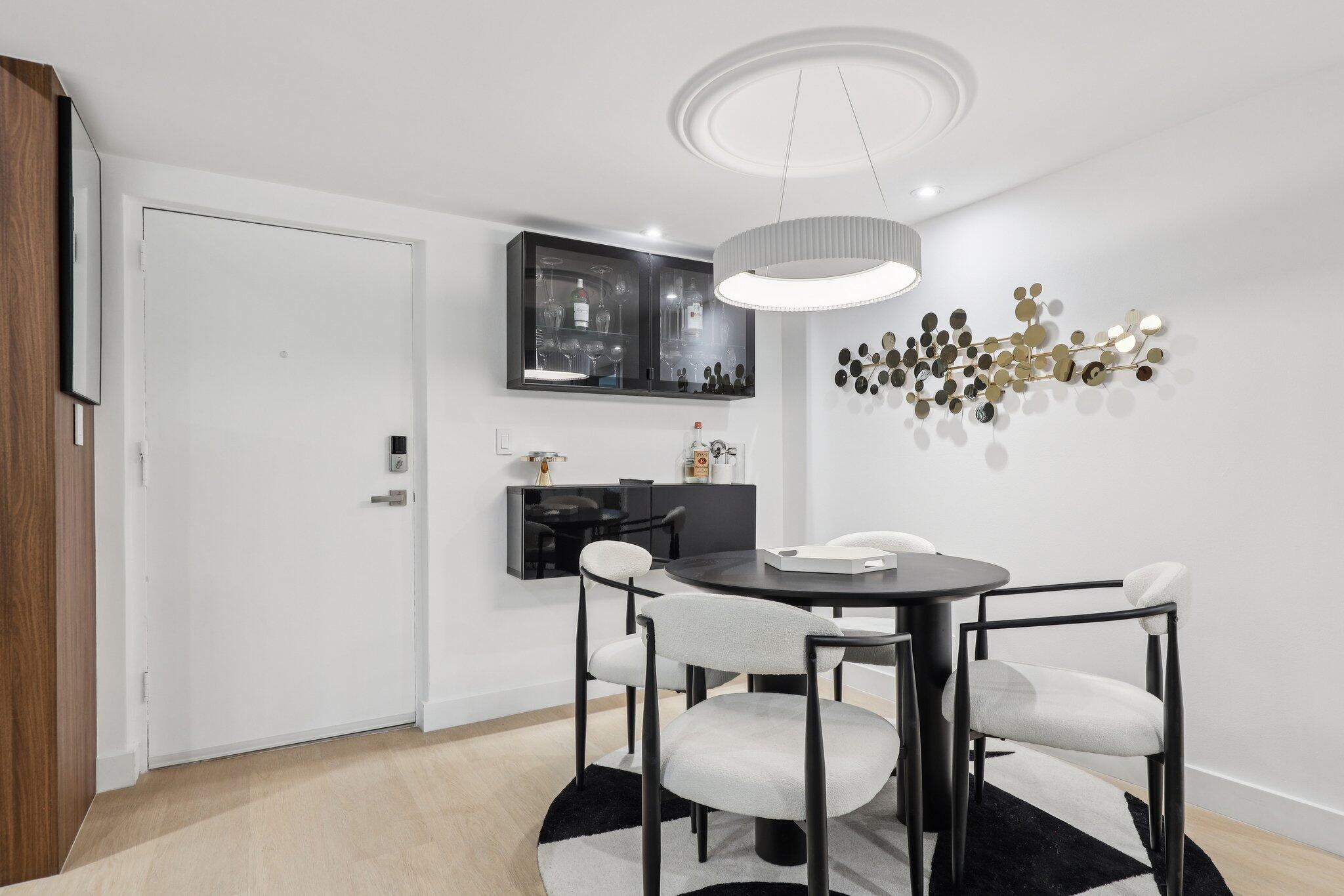 RIVER MANOR CONDO - Residential