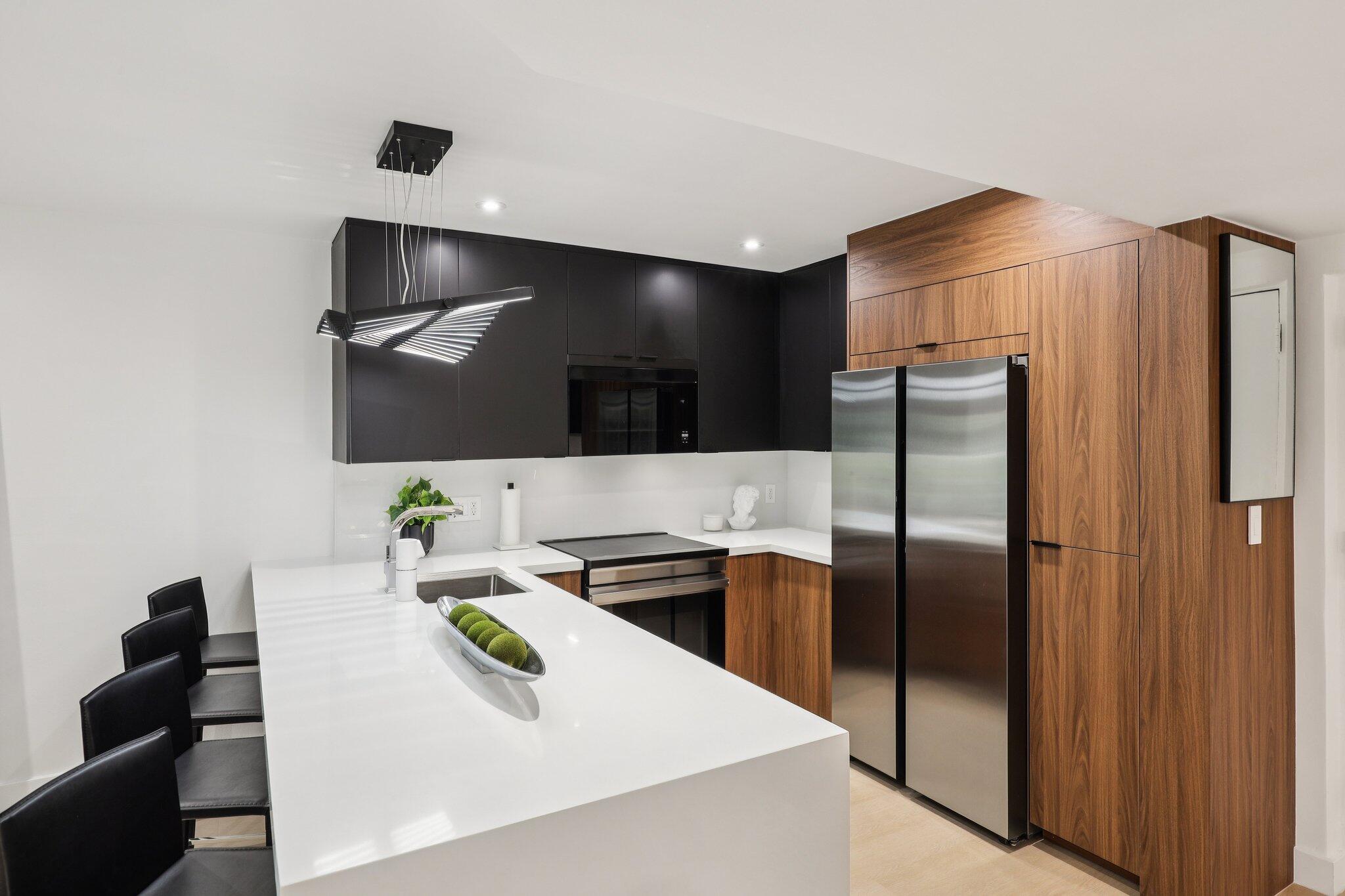 RIVER MANOR CONDO - Residential